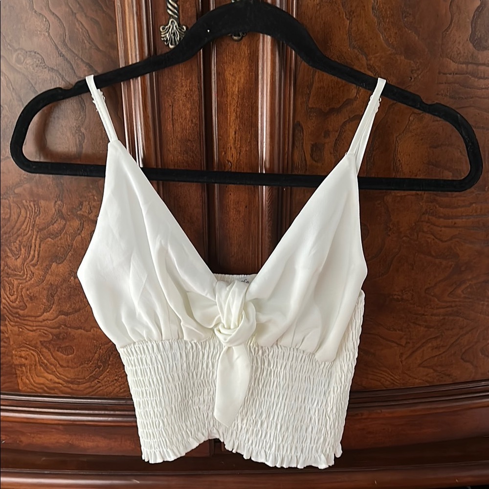 Elegant White Sleeveless Top